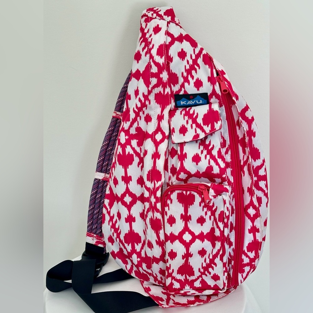 KAVU Women's Pink and White Sling Bag